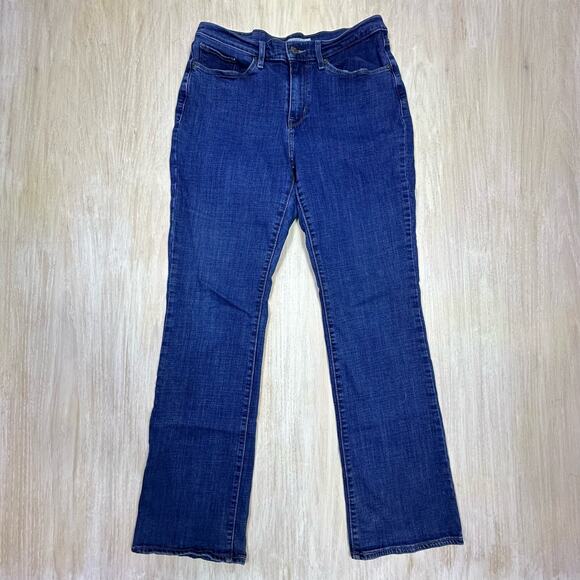 Levi's Blue Denim Medium Wash Classic Bootcut Mid Rise Women's Jeans Size 10 - Picture 1 of 15